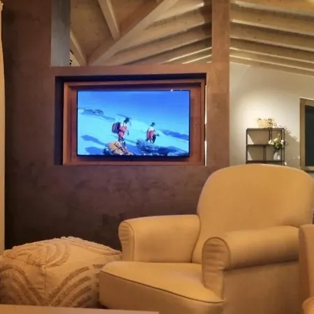 B Living Apartment