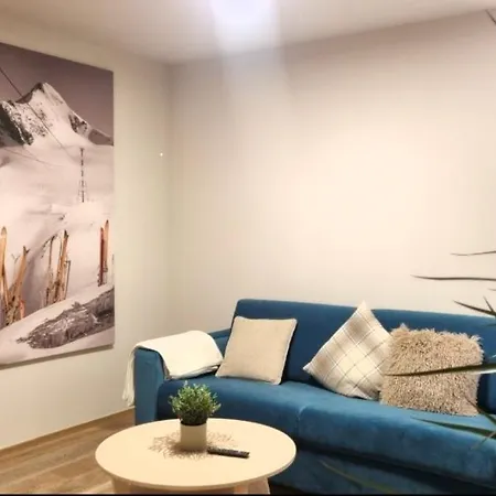 B Living Apartment *