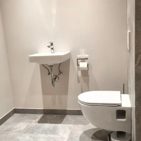 B Living Apartment